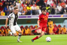 Thumbnail for article: 'Pedri wisselen, Luis Enrique vond dat hij dat niet kon maken tegenover de voetbalgoden'