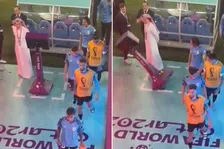 Thumbnail for article: Woedende Cavani slaat VAR-scherm omver na uitschakeling Uruguay