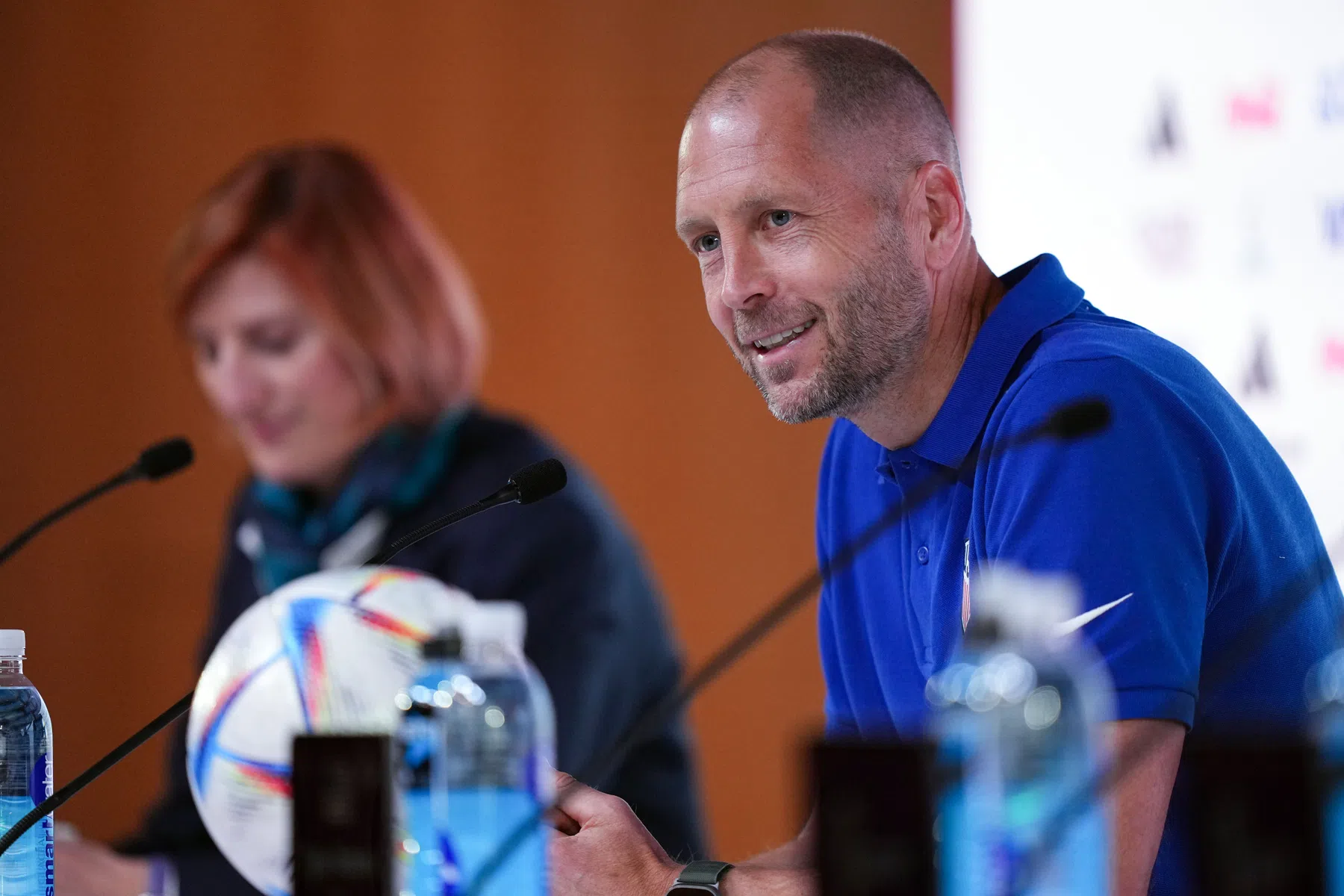 Berhalter lacht om kritiek op Oranje en herinnert zich Boere en Slot