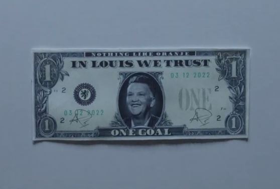 Oranje presenteert eigen dollarbiljet: 'In Louis we trust'