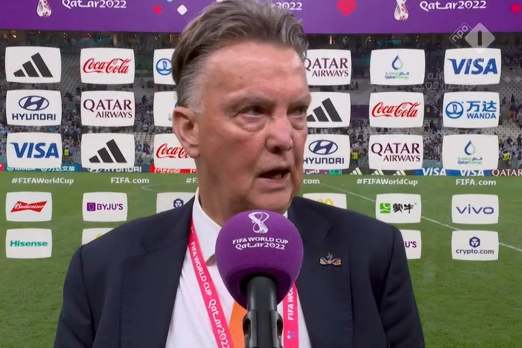 Van Gaal baalt van dubieuze penalty en strafschoppenmislukking