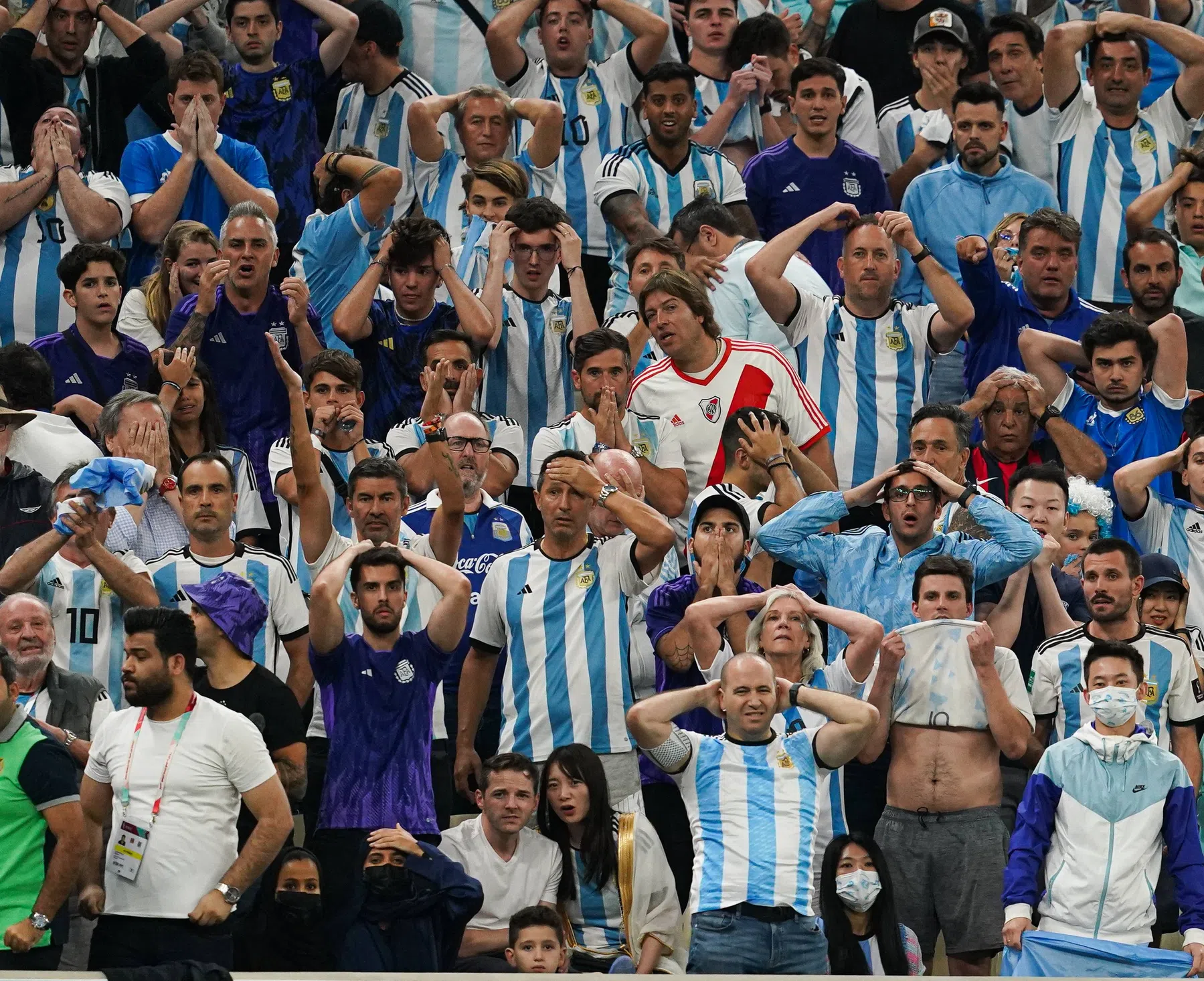 Stadionspeaker eerste FIFA-slachtoffer van verhitte Argentinië - Nederland