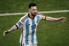 Thumbnail for article: Argentijnse media smullen van 'hemelse Messi' en 'vermomde Mbappé'