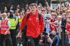 Thumbnail for article: Ten Hag zet deur open voor Maguire: 'Als hij dat doet, wordt hij een geweldige speler'