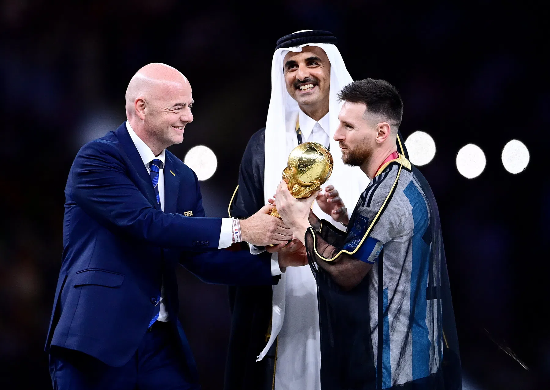 'Dit is het moment van Messi, niet van Infantino of de emir'