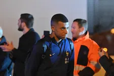 Thumbnail for article: Geen rust voor Mbappé: aanvaller ongekend snel weer in training bij PSG