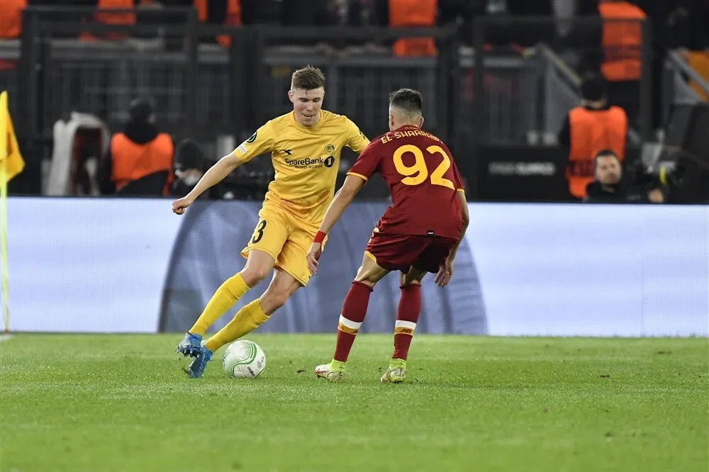 IJslandse international hard op weg naar FC Twente