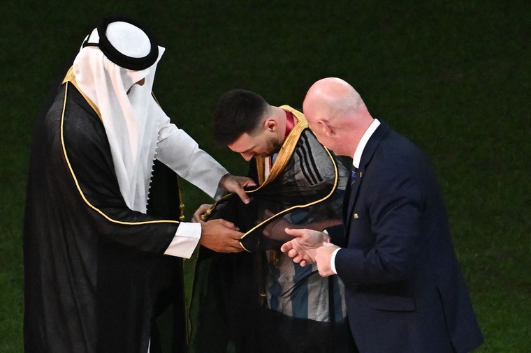 WK-mantel Messi begeerd object: miljoen dollar geboden