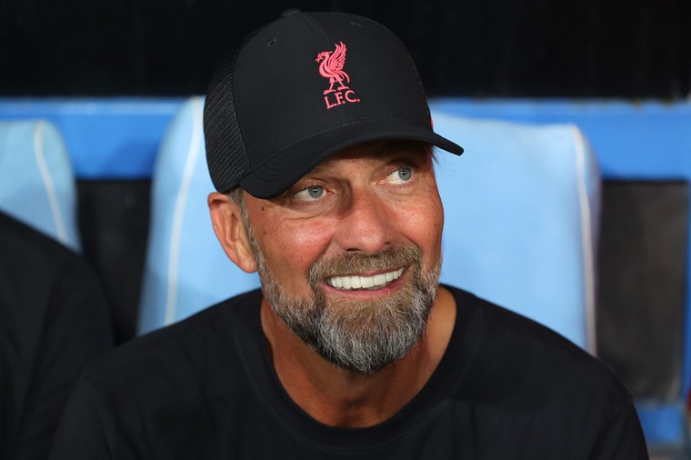 Klopp lacht Bellingham-vragen weg: 'Het ligt niet volledig in onze handen'