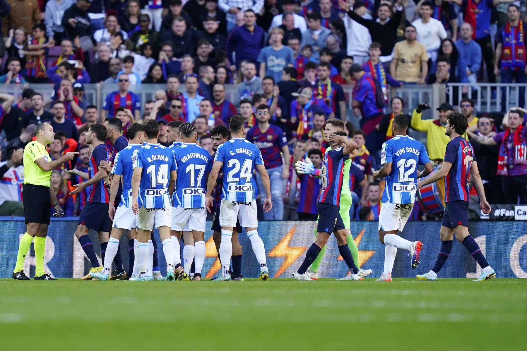 Ongekend: Lahoz krijgt weer record op zijn naam