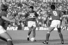 Thumbnail for article: Een knuffel voor de eeuwigheid: het leven van Gianluca Vialli 