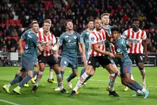 Thumbnail for article: Gemis Gakpo laat zich voelen: PSV komt niet tot scoren tegen Sparta