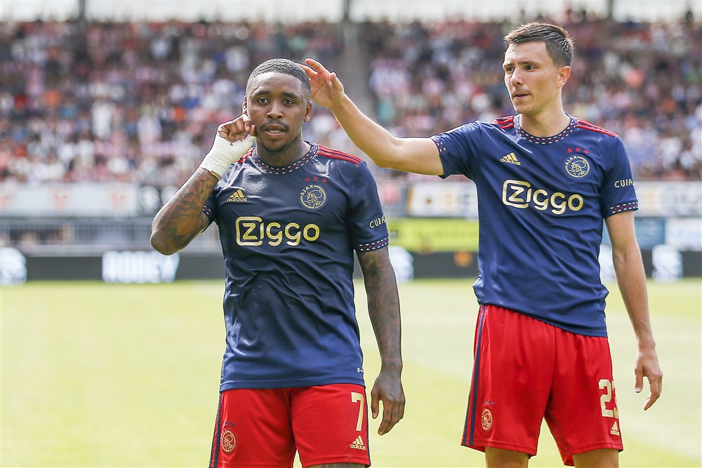 Ajax mist Berghuis én Bergwijn, basisplaats voor Conceição 