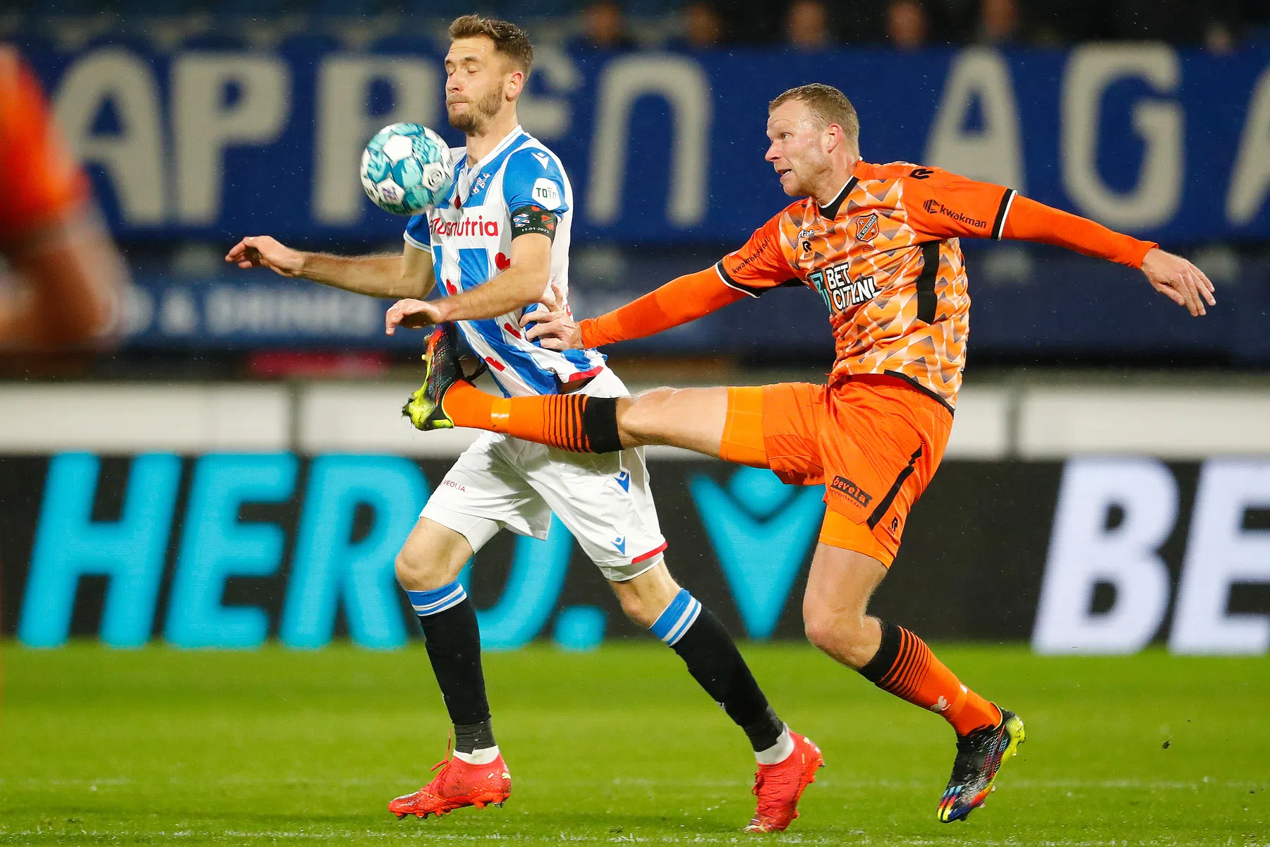Van Wonderen legt keuze voor nieuwe aanvoerder Heerenveen uit
