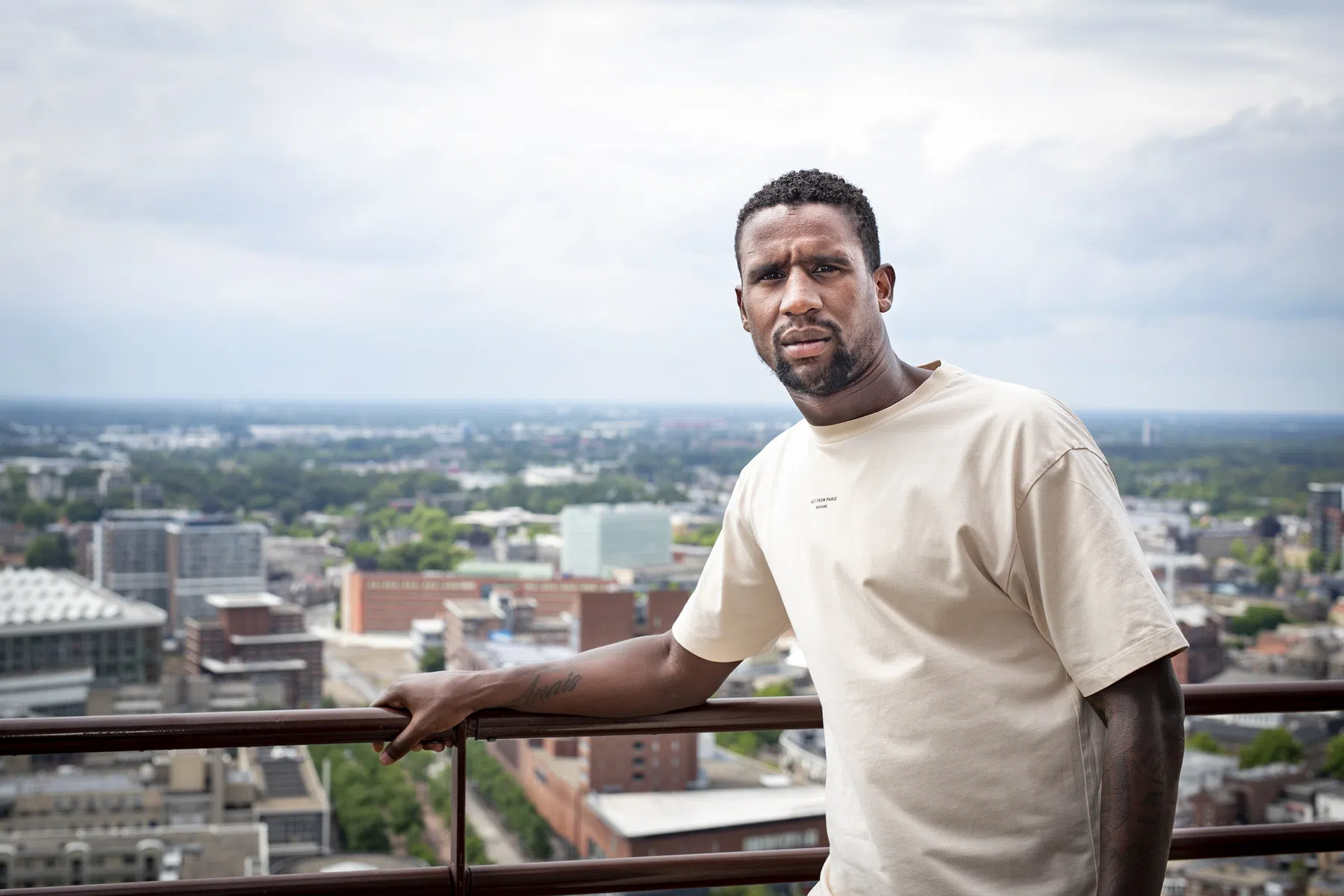 Douglas keert als stagiair terug bij FC Twente