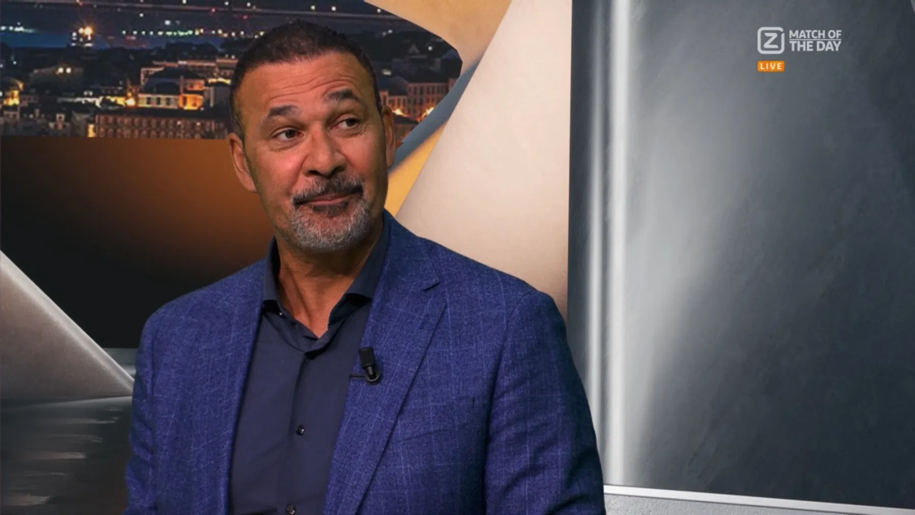 Haat-liefdeverhouding van Gullit met De Jong komt andermaal tot uiting