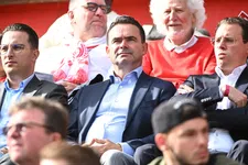 Thumbnail for article: Overmars laat zich na ziekenhuisopname weer zien bij Antwerp