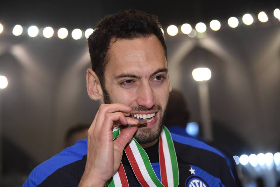 Calhanoglu haalt na Inter-succes uit naar Milan: 'Karma'