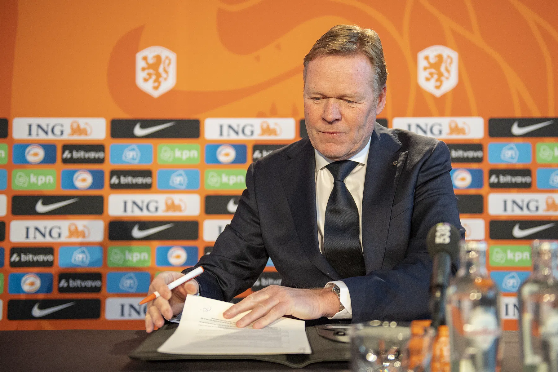 Koeman kan niet meer weg als in 2020: 'Er staat niks in het contract'