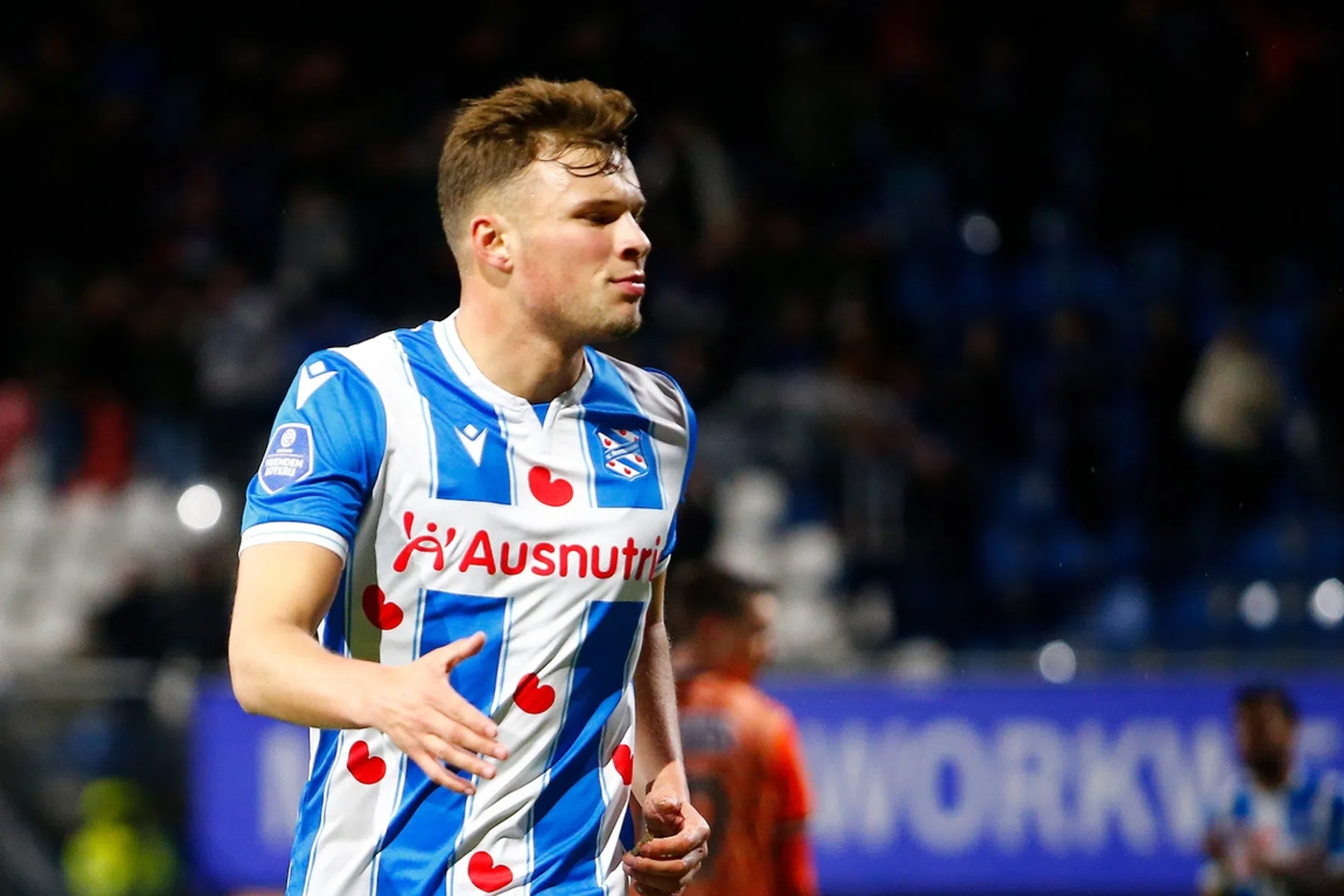 SC Heerenveen wil teleurgestelde Van Hooijdonk behouden: 'Hij is van grote waarde'