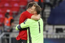 Thumbnail for article: Vertrek van met Neuer bevriende keeperstrainer maakt veel los bij Bayern