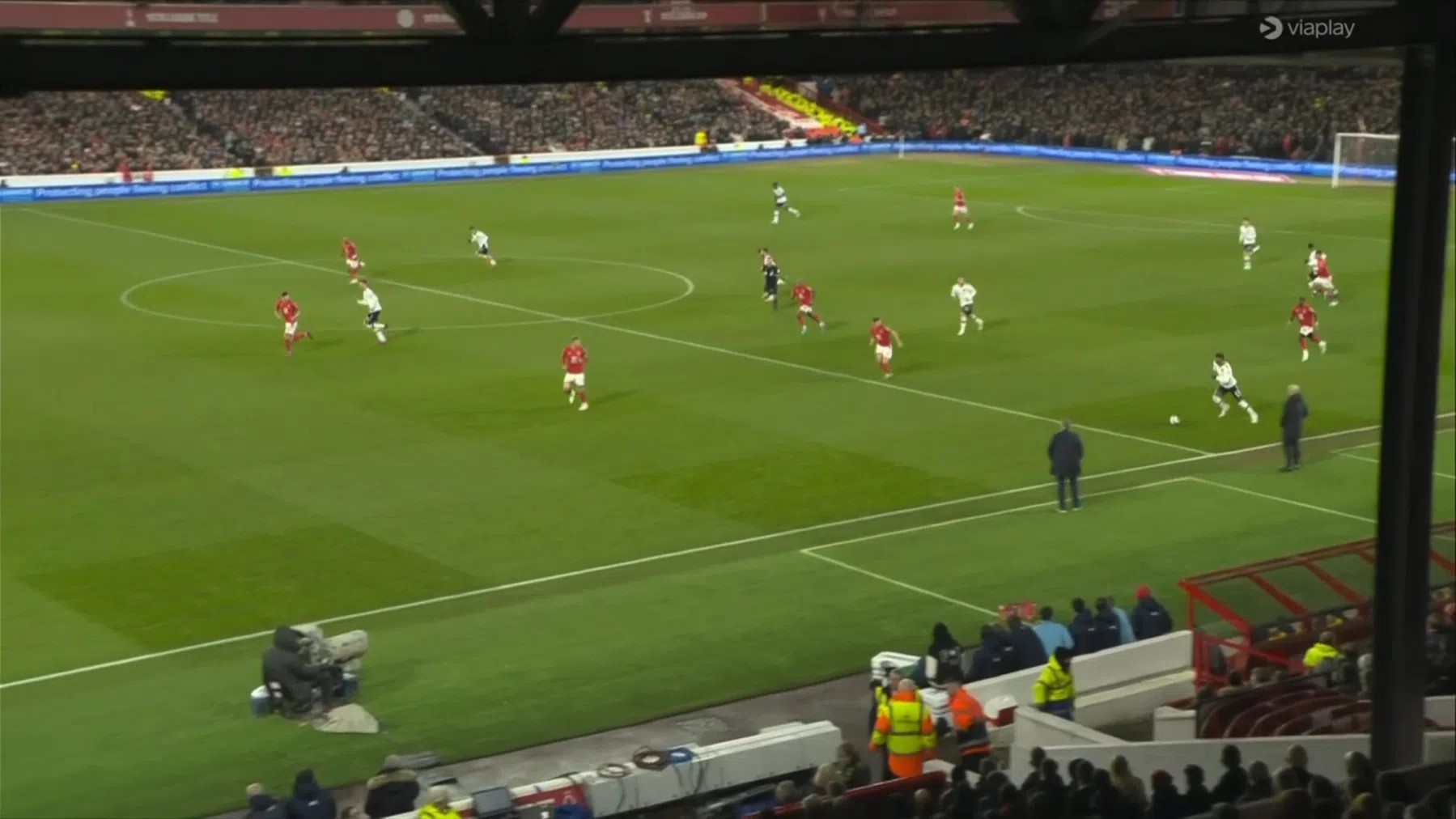 Rashford bekroont topvorm met wonderschone solo vanaf eigen helft