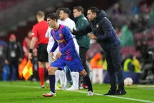 Thumbnail for article: Xavi in de bres voor bekritiseerde Gavi: 'Dat lijkt me dom'