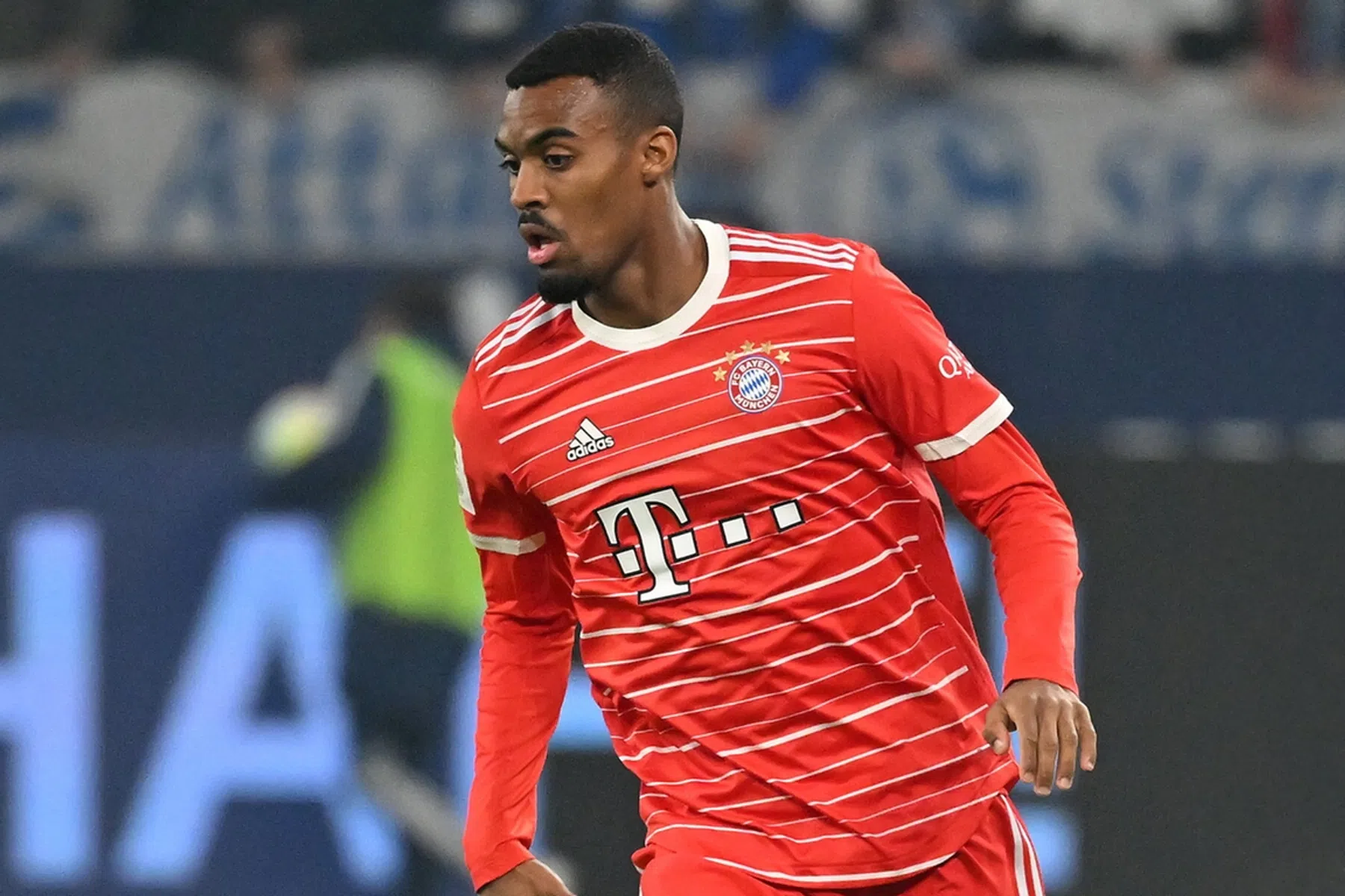 Goretzka ligt onder vergrootglas: Gravenberch solliciteert naar basisplaats bij Bayern