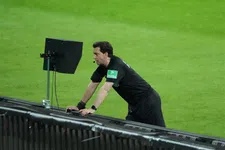Thumbnail for article: Voormalig Bundesliga-scheidsrechter krijgt gelijk in zaak over leeftijdsdiscriminatie