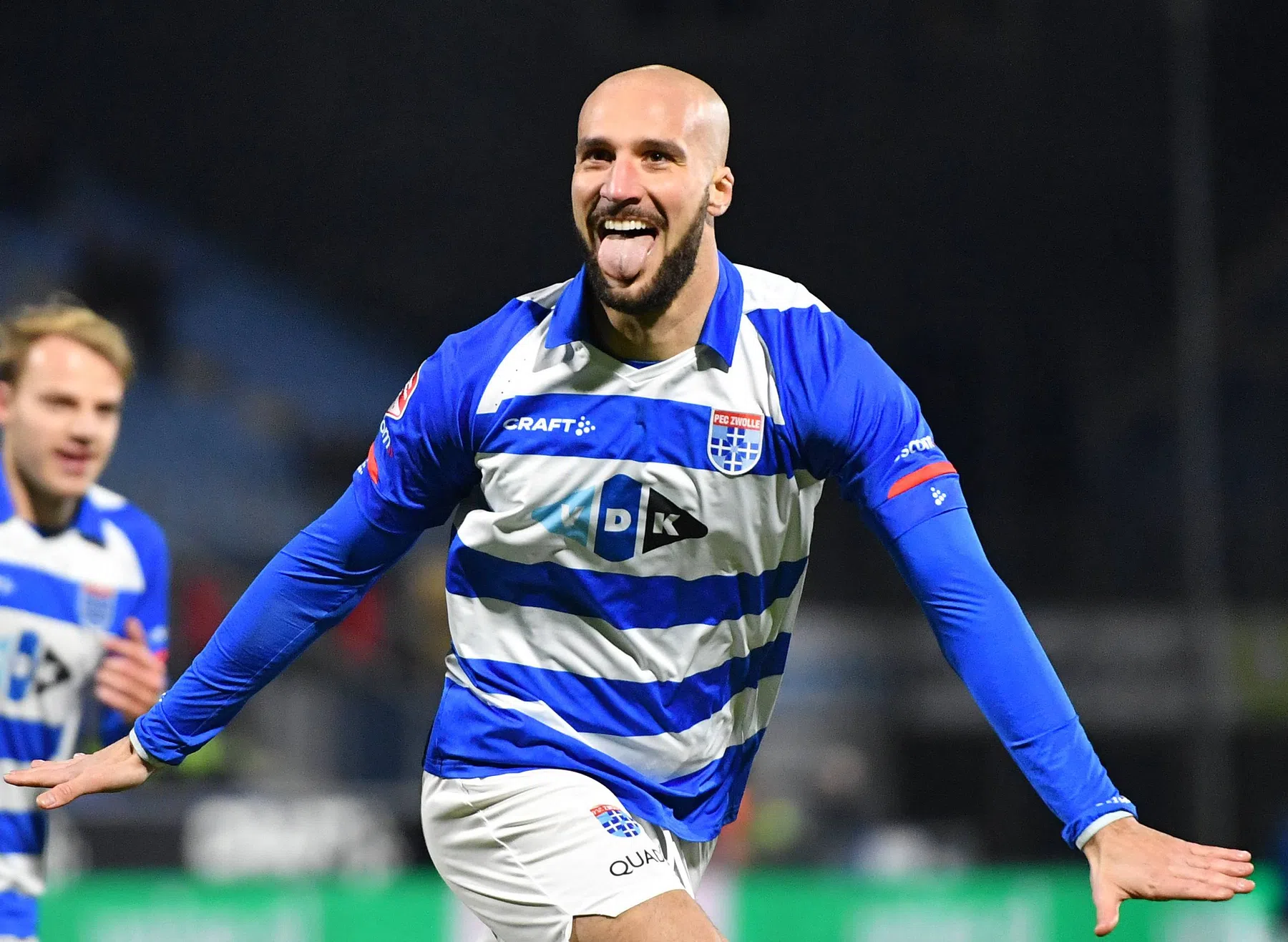 PEC Zwolle ziet voorsprong groeien, Eindhoven frustreert Heracles 