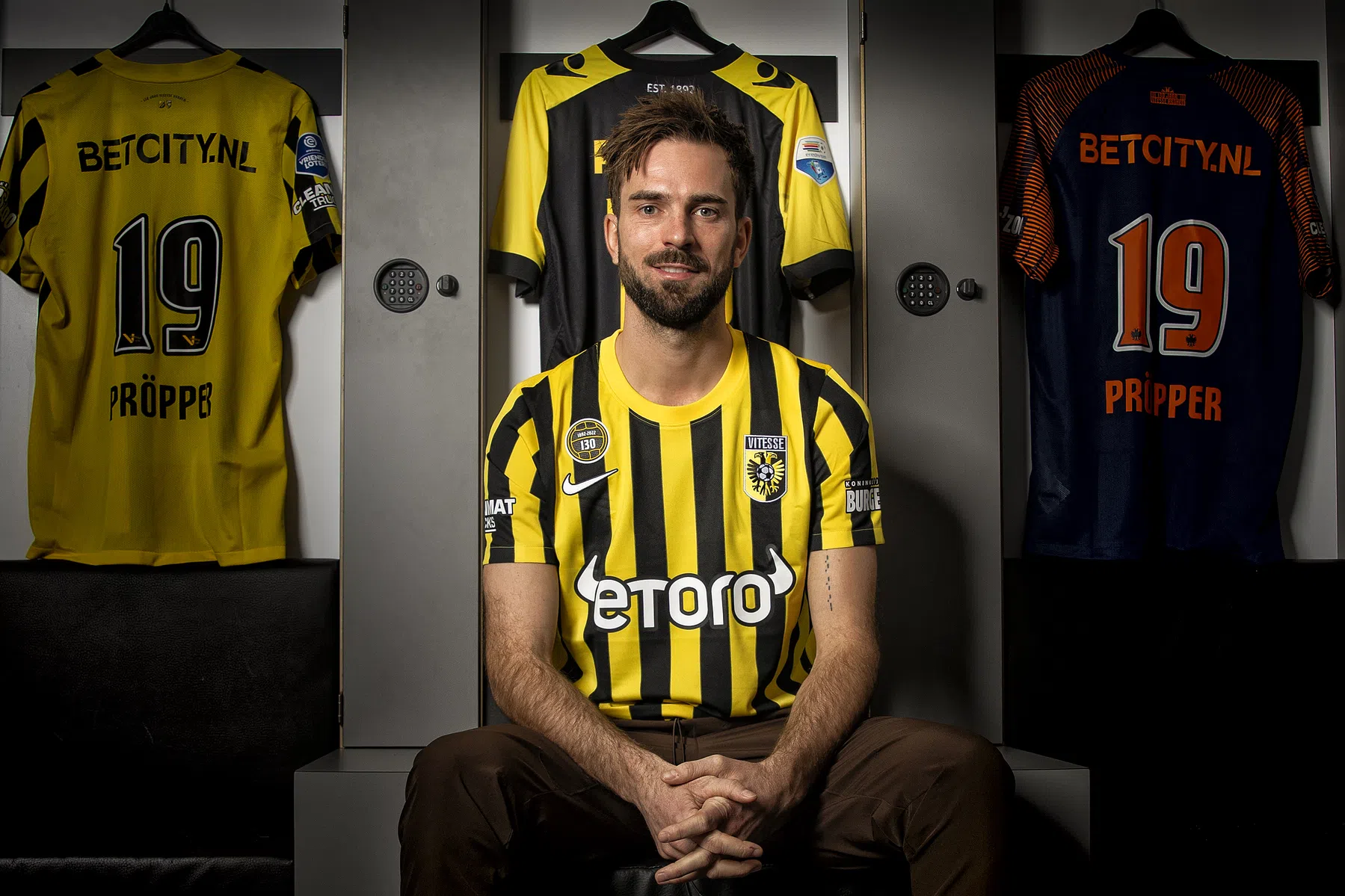 Pröpper maakt rentree als voetballer bij jeugdliefde Vitesse