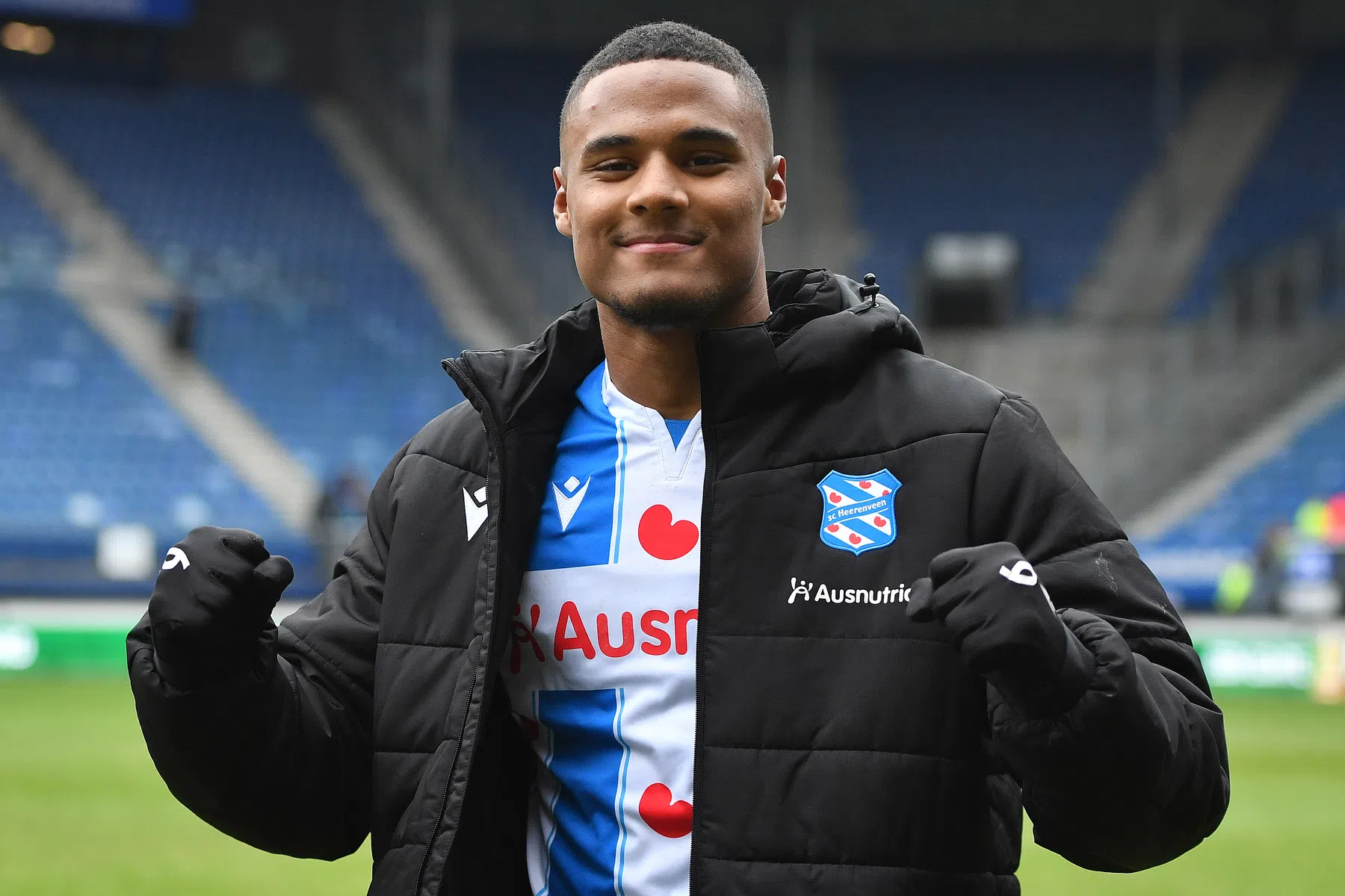 Heerenveen-aanvaller Sarr hard op weg naar Lyon