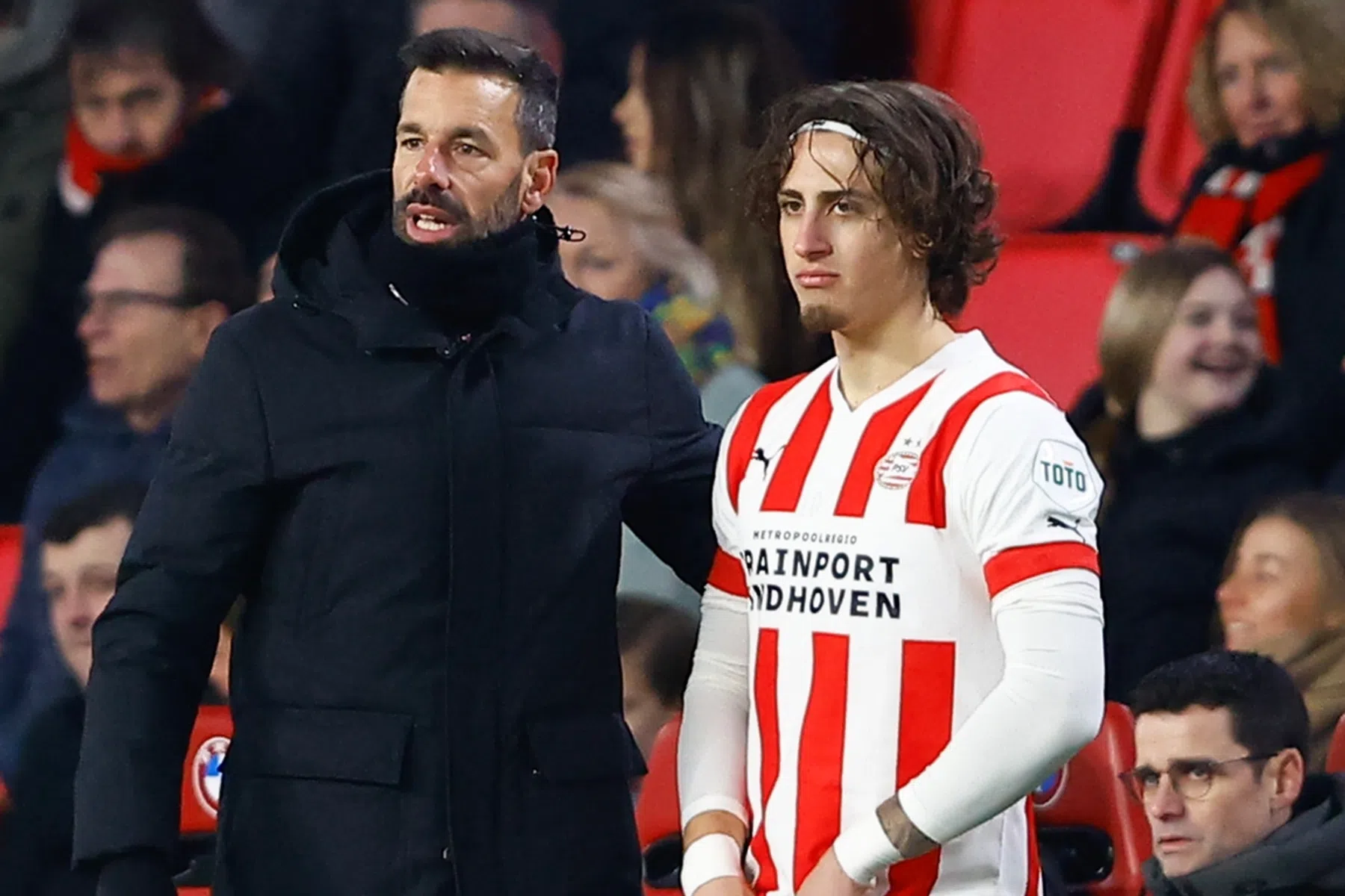Zege geeft Van Nistelrooij ademruimte: 'Vonden zelf al langer dat we in crisis zaten' 