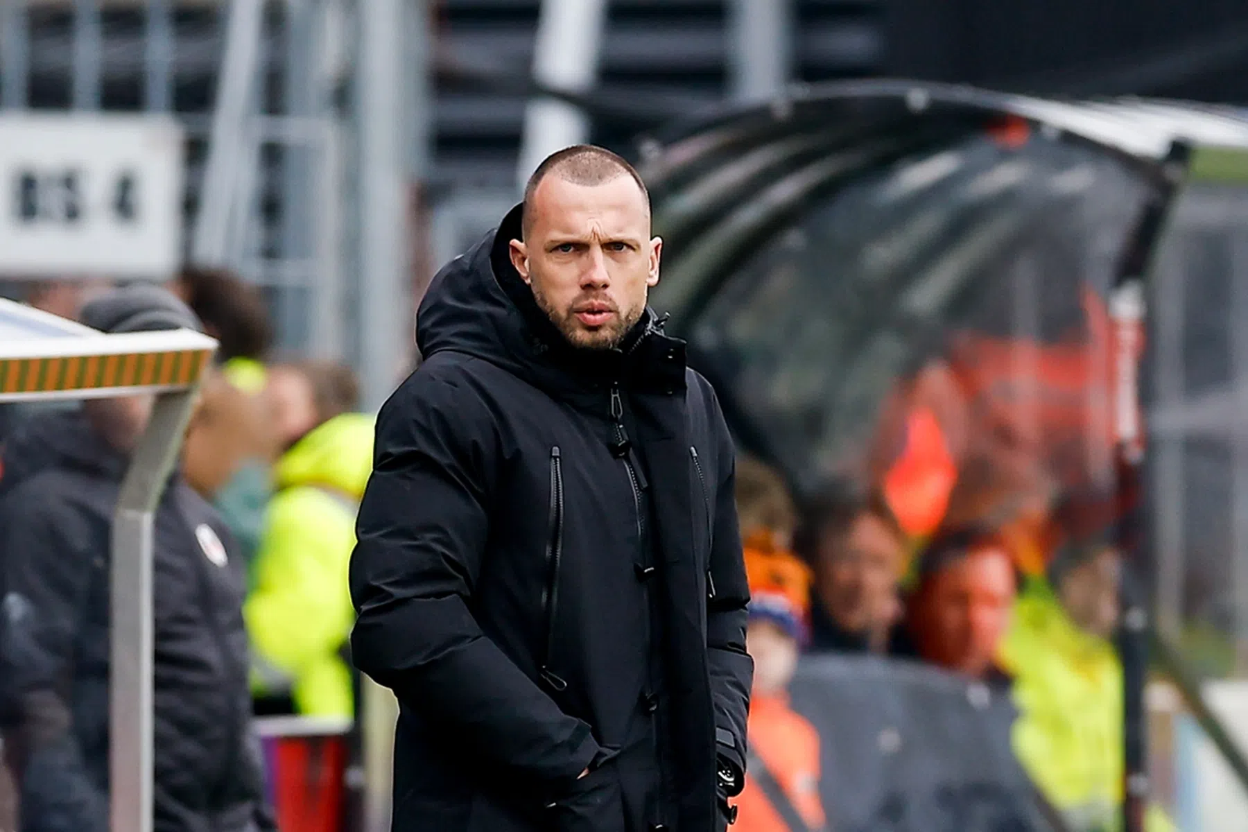 Ajax ook onder Heitinga uiterst kwetsbaar: 'Ze trapten er iedere keer in'
