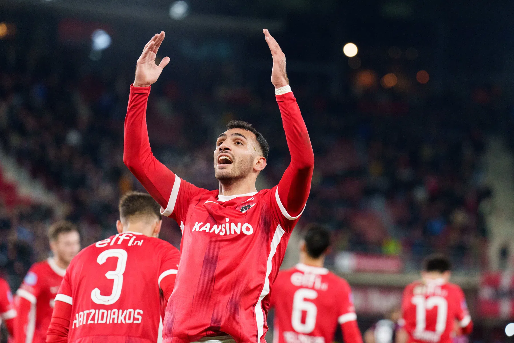 'Pavlidis is beter dan alle drie de spitsen van Ajax'