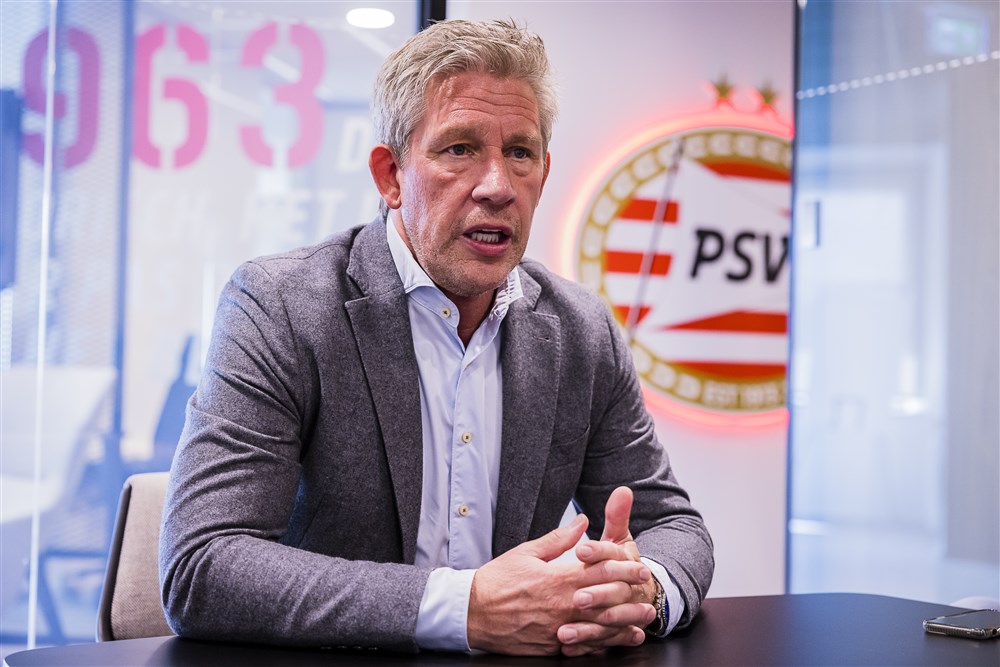 Marcel Brands licht PSV-beleid toe: 'We willen minder risico nemen'
