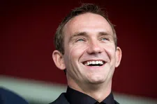 Thumbnail for article: De miljoenen vlogen je om de oren in Heerenveen: De Haan in feeststemming