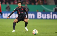 Thumbnail for article: Bayern-debuut Blind overschaduwd door Cancelo: 'Zijn creativiteit is exceptioneel'
