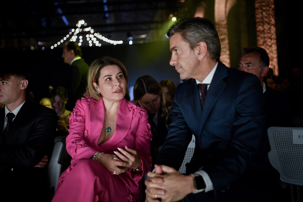 'Schooiers belden spelers op dag overlijden Raiola'