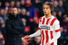 Thumbnail for article: Van Nistelrooij positief over nieuw contract 'key player' Simons