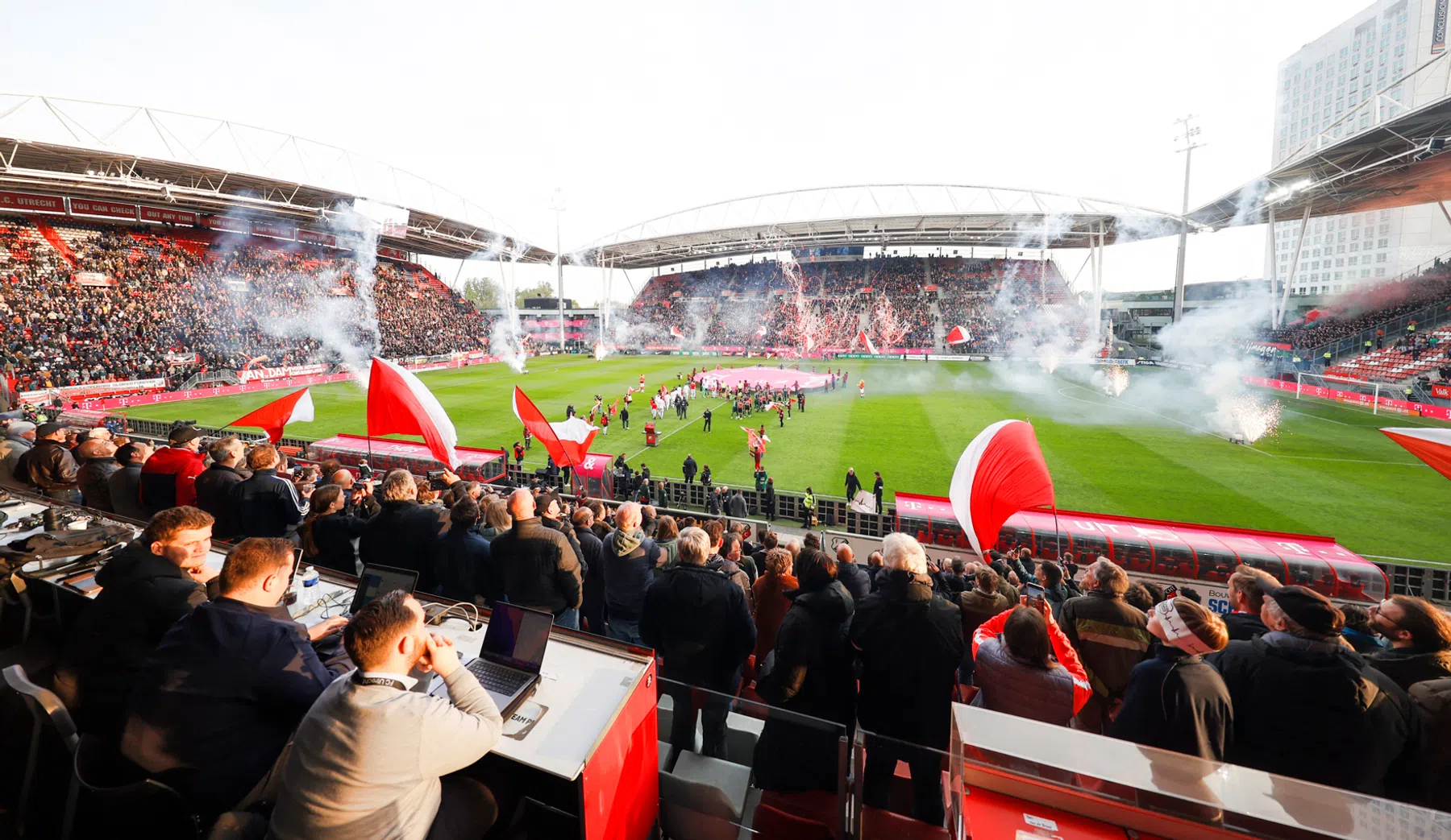 'Dit raakt FC Utrecht financieel, maar we schrikken er niet van'