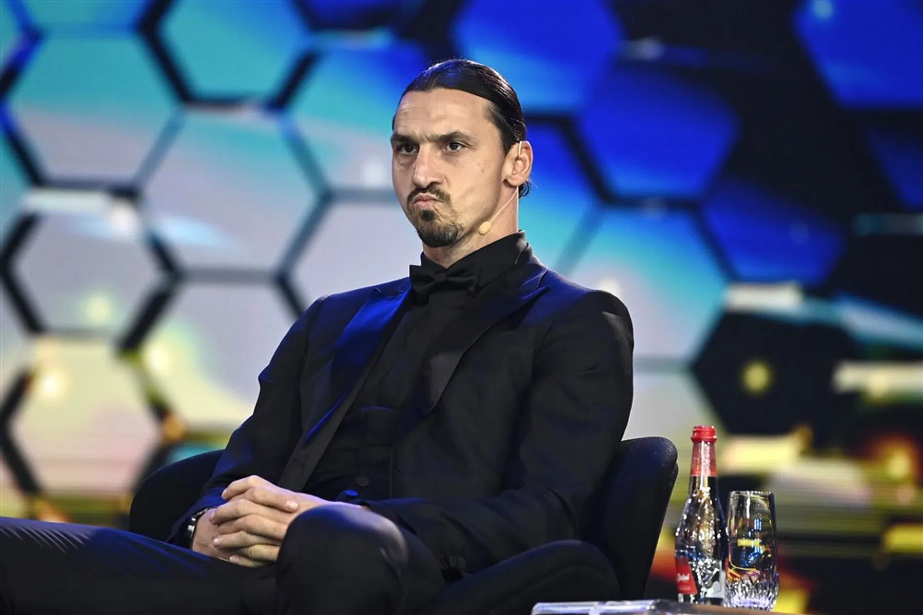 AC Milan heeft Ibrahimovic terug: 'Natuurlijk voel ik me nog steeds God'