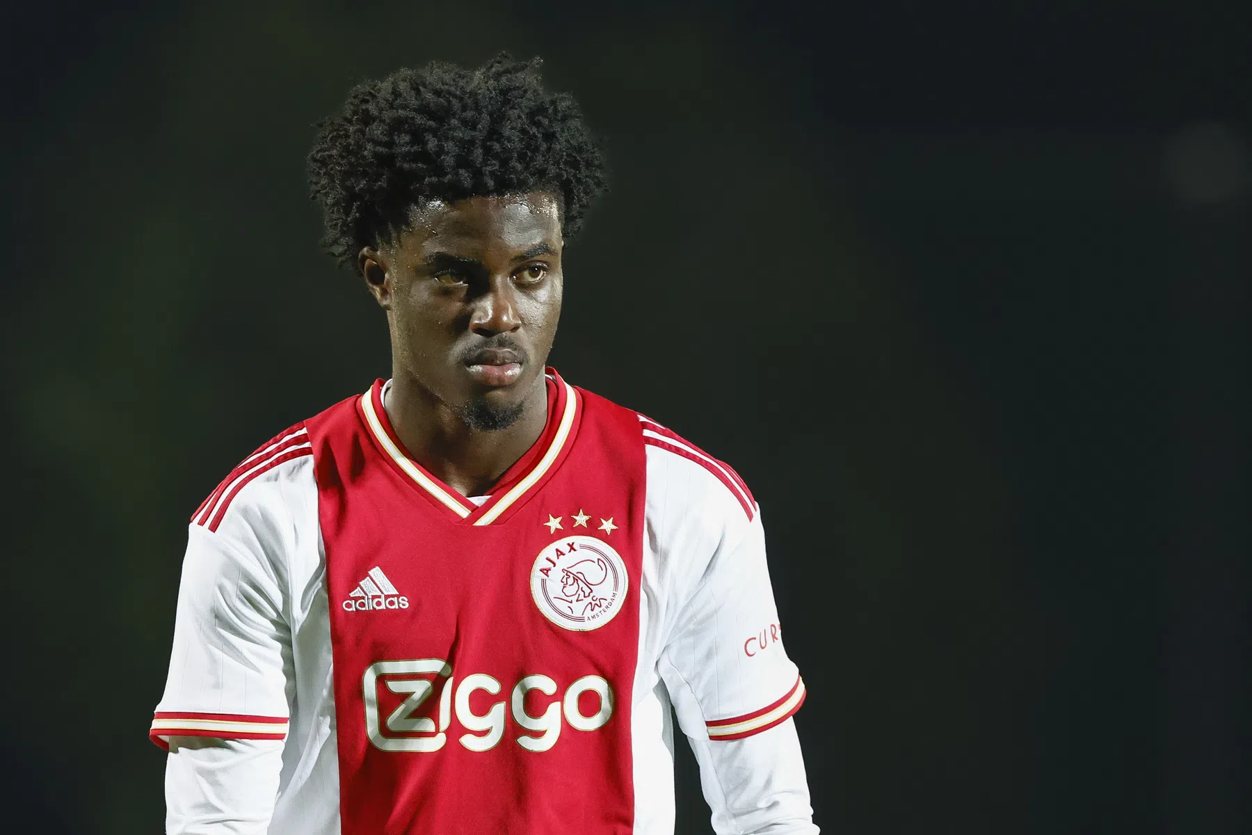 Jonge Ajacieden opgelucht in Boedapest: 'Dit worden gekke highlights!'