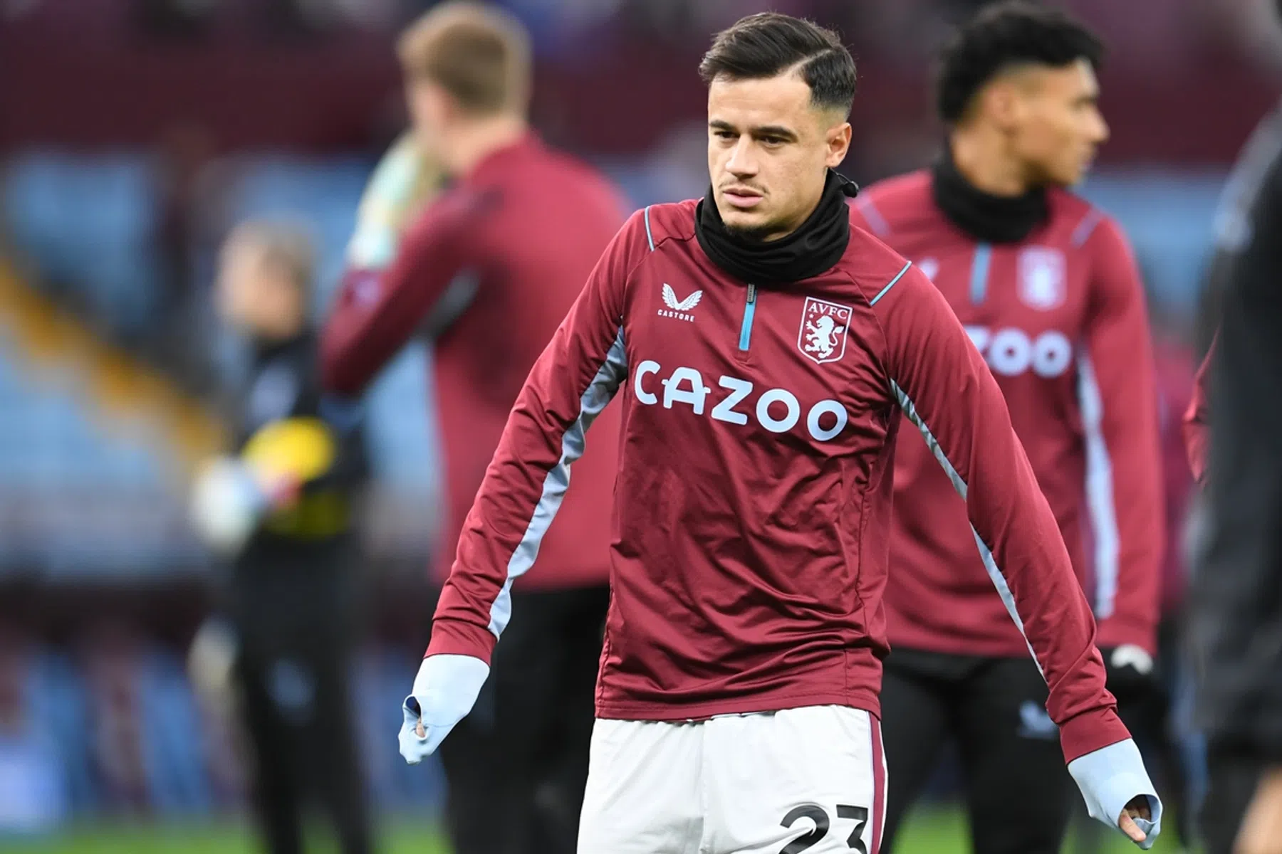 De op twee na duurste voetballer ooit verpietert op de bank bij Aston Villa