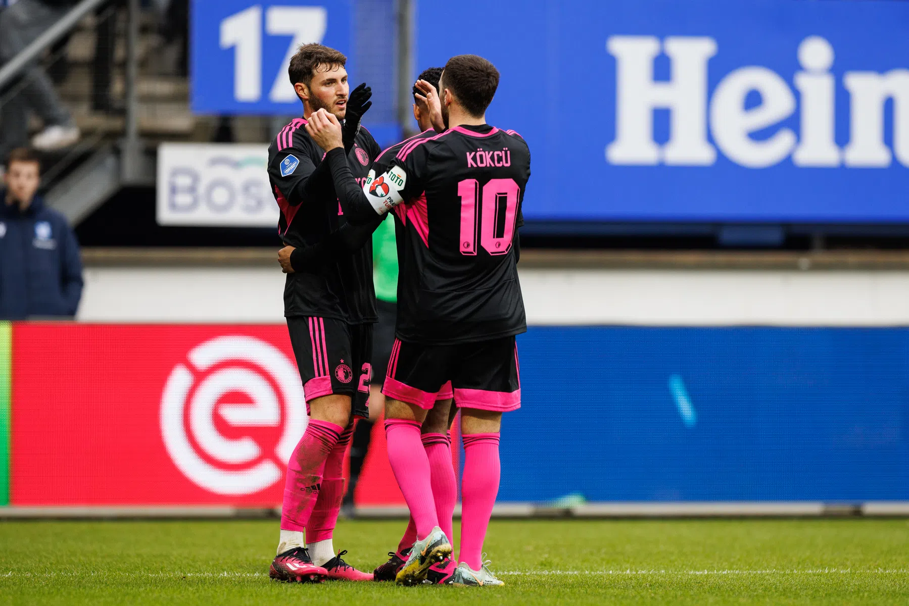 Goalgetter Gimenez is niet bang meer fouten te maken bij Feyenoord