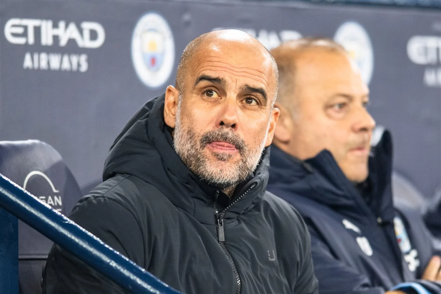Guardiola verdedigt Manchester City-titels: 'Was slippertje Gerrard onze fout?'
