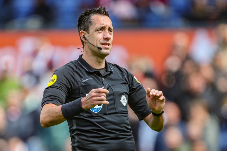 Higler leidt topduel tussen Feyenoord en AZ, Makkelie naar Friese derby