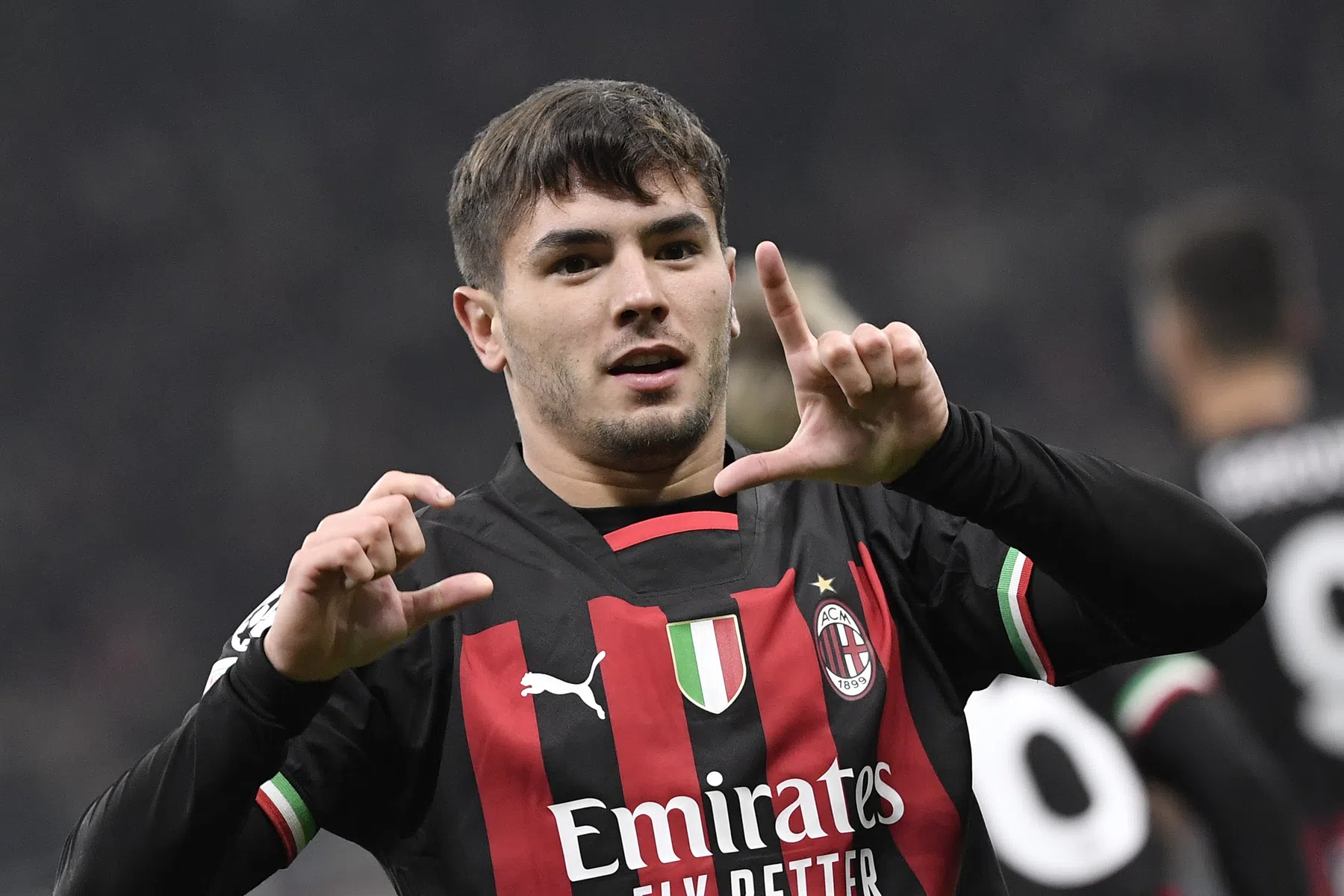 Milan is met nipte zege genadig voor tandeloos Tottenham