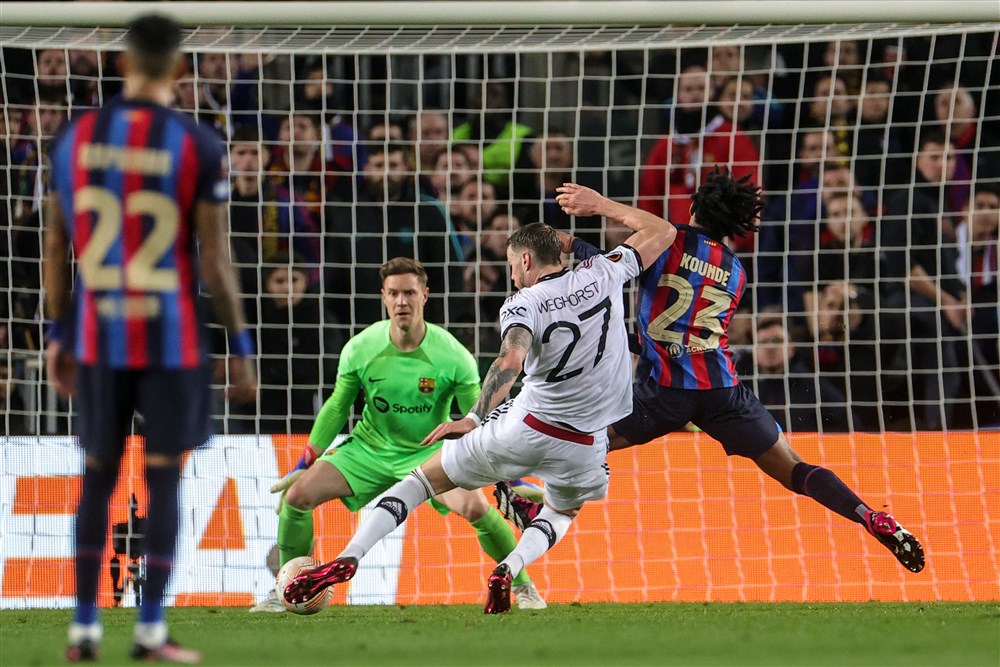 Weghorst gaat in op opmerkelijke rol bij United en baalt van gemiste kans