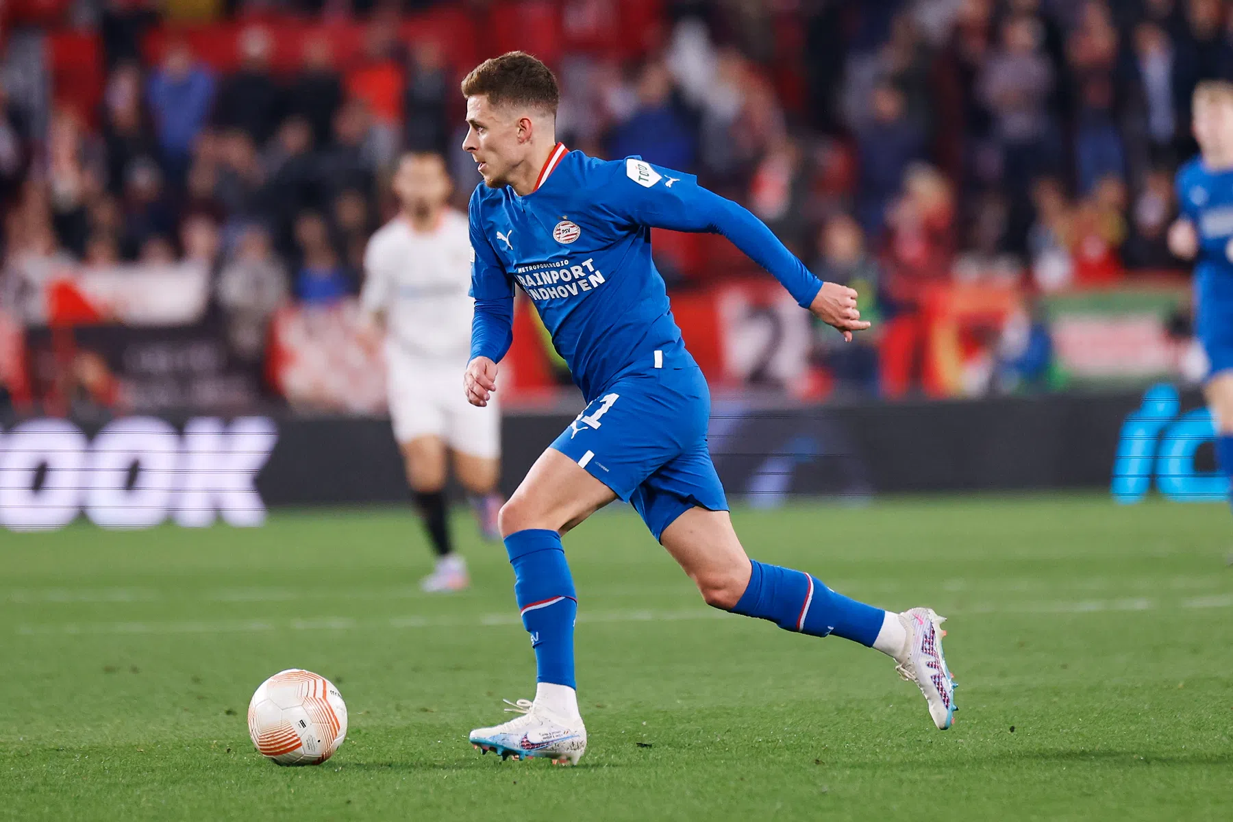 Volgende tik voor PSV: Hazard enkele weken uit de roulatie